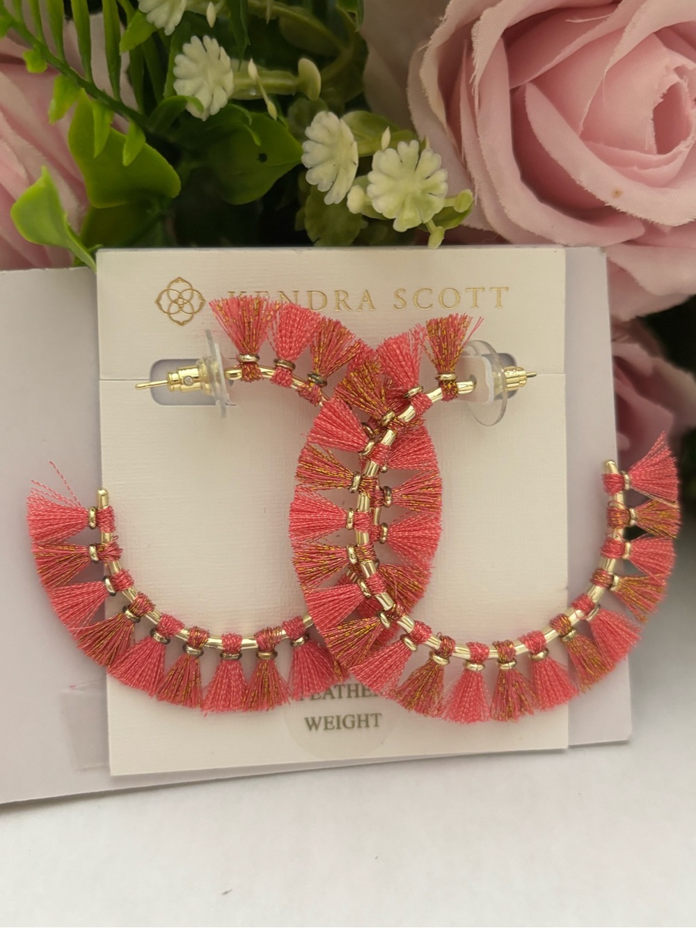 NWT Kendra Scott Evie Thread Tassel Hoops. - Picture 3 of 6